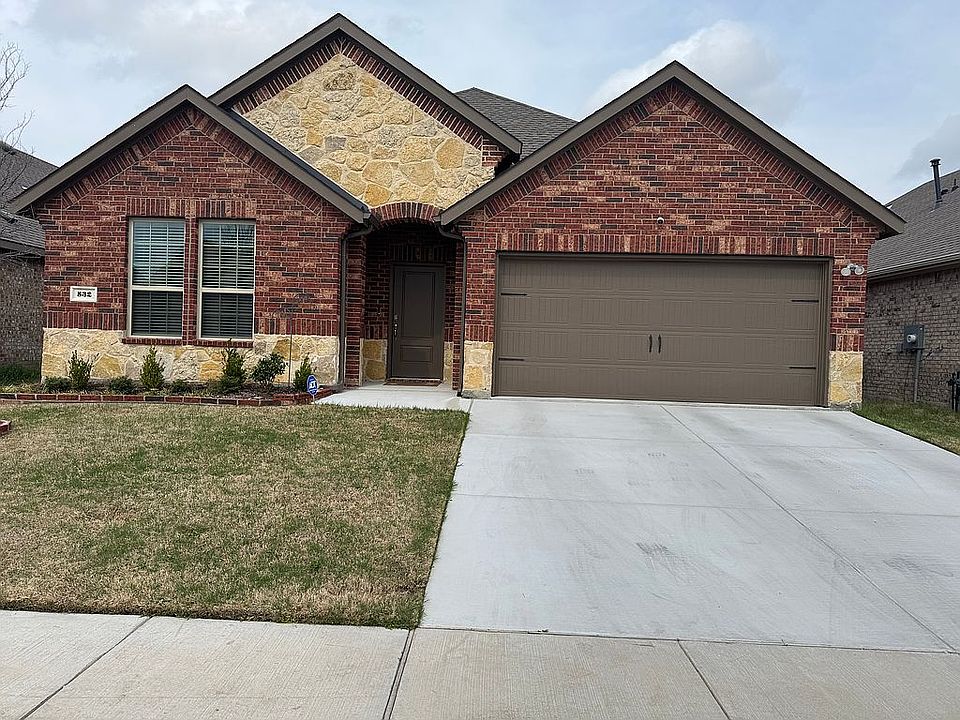 1st image of 552 Winthrop Rd