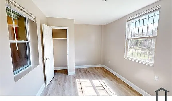 2 bed, $1,752 — Photo 3