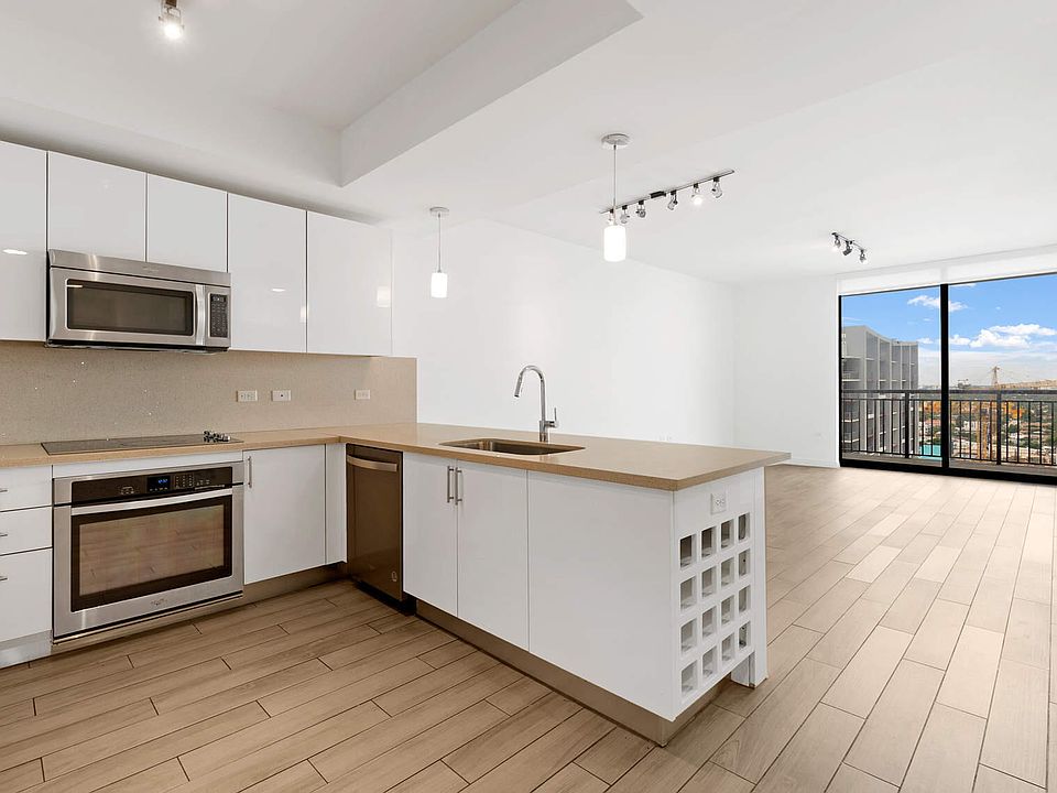 1st image of 999 SW 1st Avenue #2209