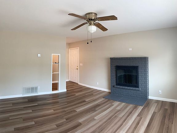 2nd image of 1457-1459 Plumas Ln #A