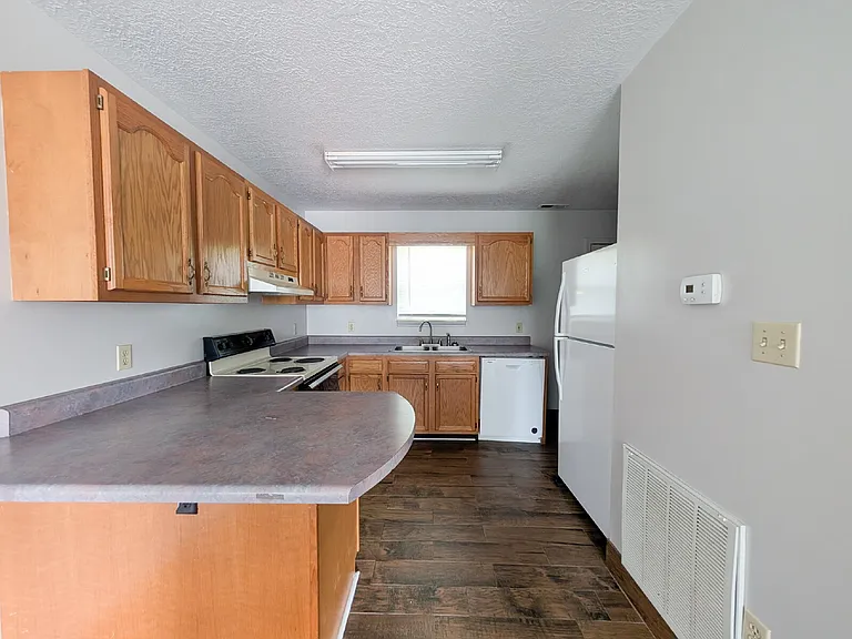 587 Baker Rd #J4 — Photo 3