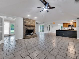 3470 Oak Tree Ln, Midlothian, TX 76065