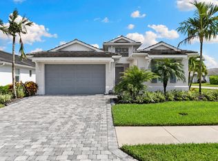 8950 Mustique Ln, Naples, FL 34114