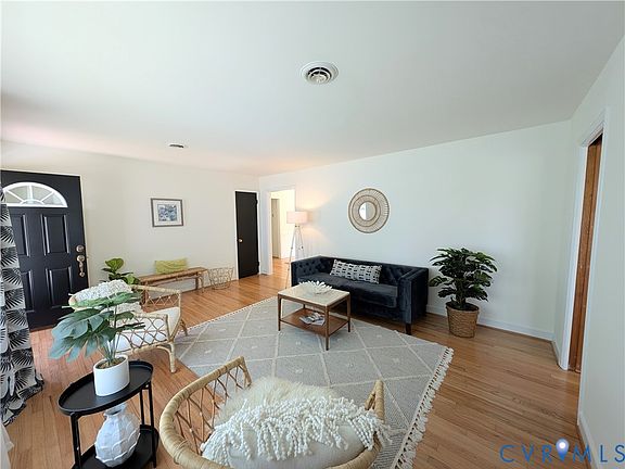 4th image of 1629 New Market Rd