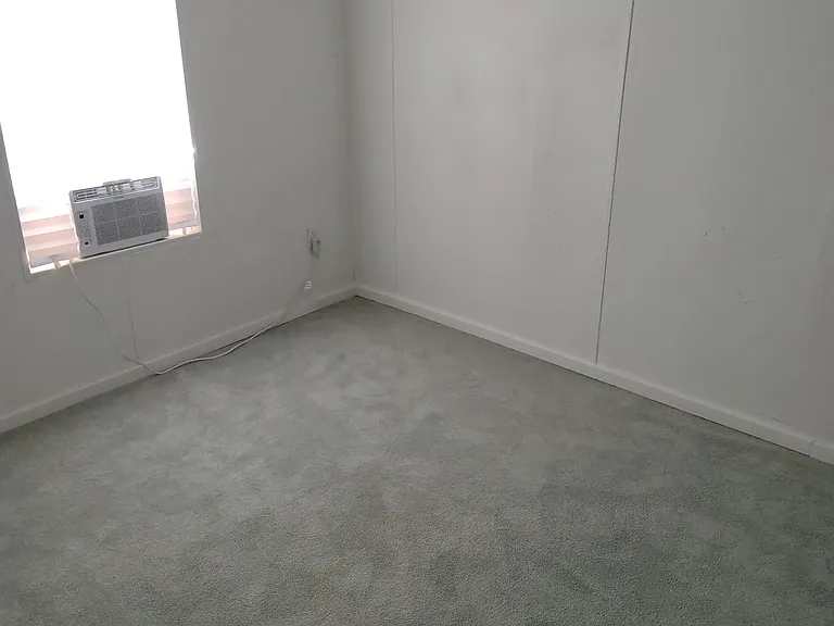 128 SE Camelot Loop — Photo 4