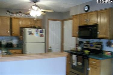 3rd image of 23326 Grist Mill Ct #18B