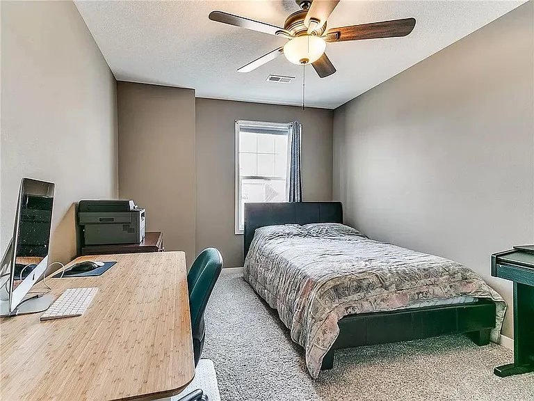 1411 SW Campus Ln — Photo 24