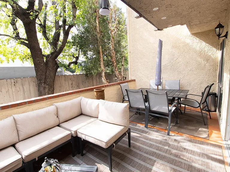 5245 Coldwater Canyon Ave #C — Photo 4