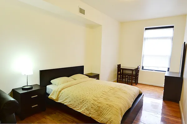 Rented by Smart City Real Estate LLC | media 6