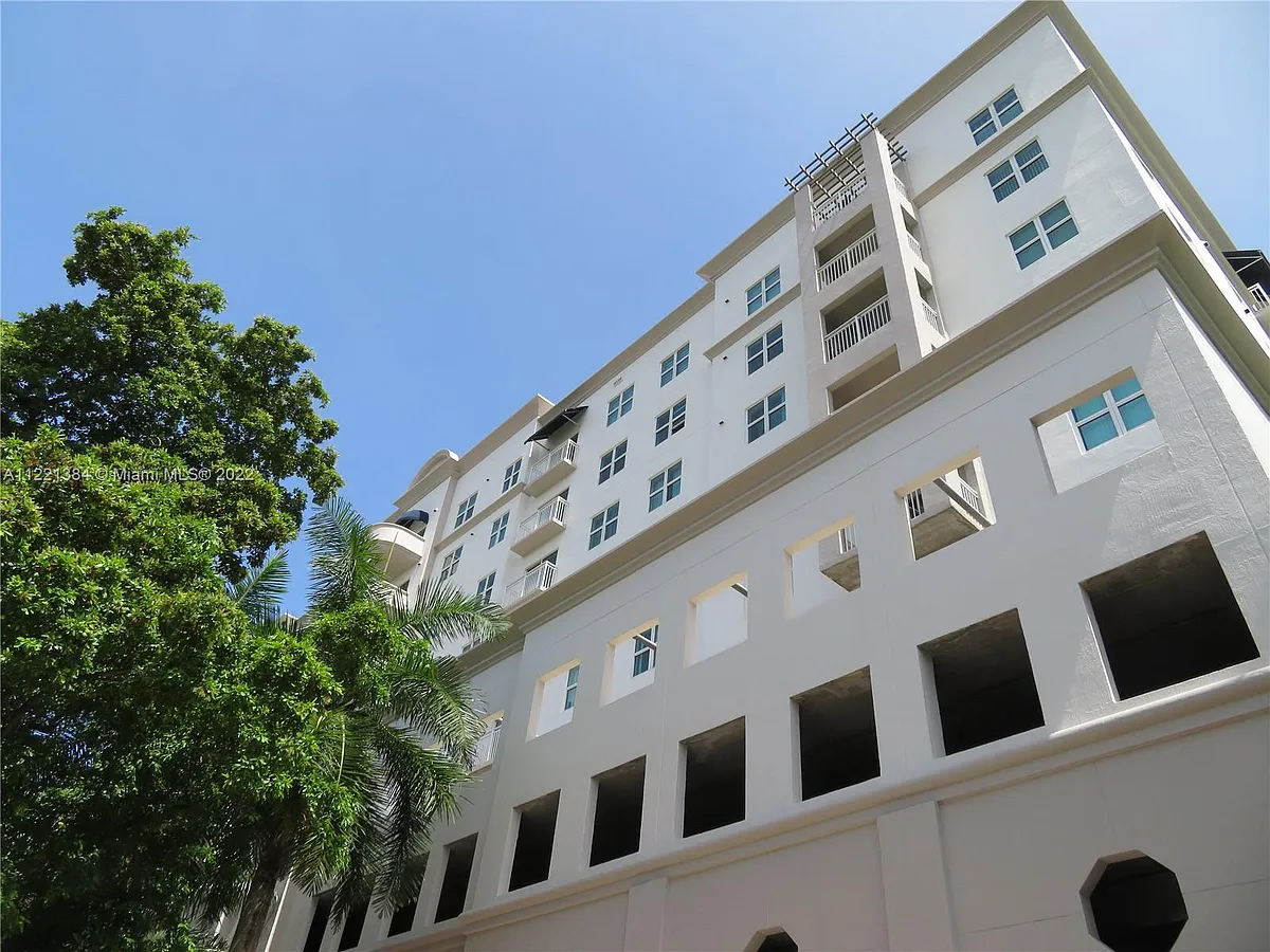 Building Photo - 50 Menores Ave