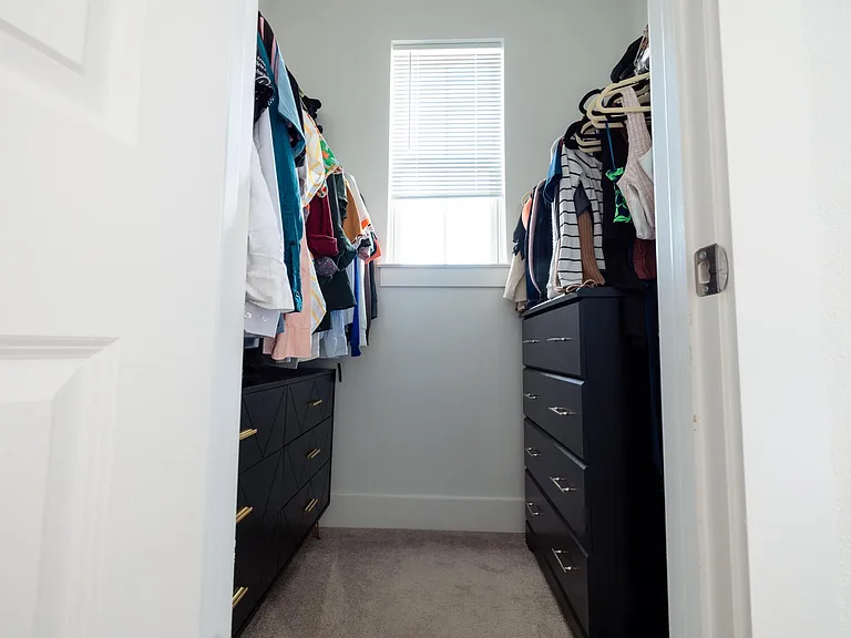 2501 Simond Ave #D — Photo 7