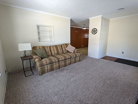5th image of 1900 Skylark Dr