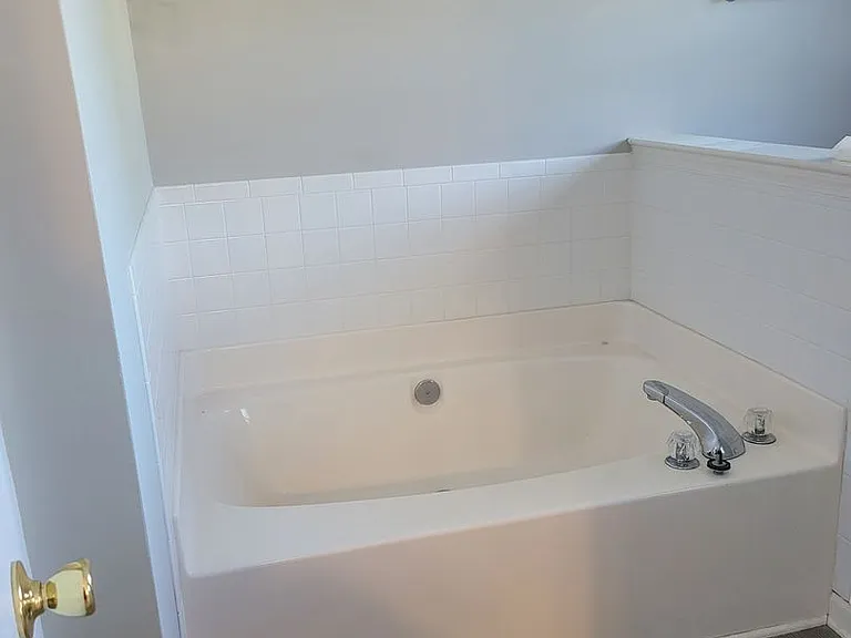 406 Nicked Pin Pl — Photo 18