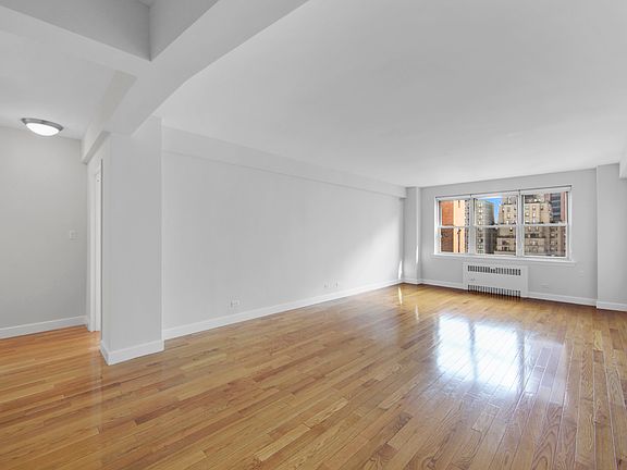 3rd image of 41 Park Ave APT 17H
