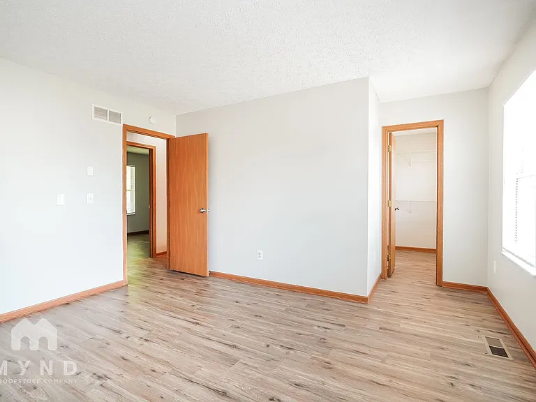 3992 Sandy Ridge Dr — Photo 10