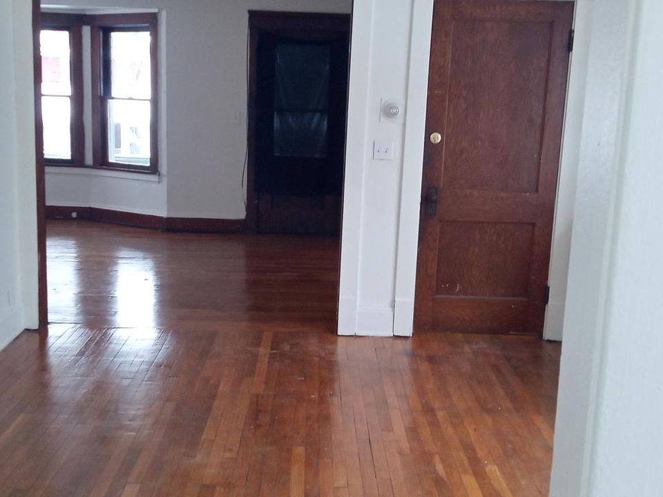 Dininng Room From Kitchen View