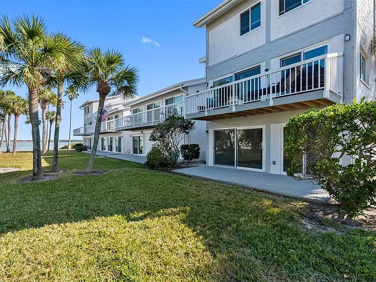 1451 Gulf Blvd #101 — Photo 12
