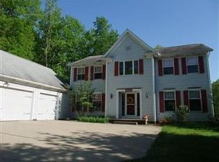 18952 Rashell Dr, Walton Hills, OH 44146