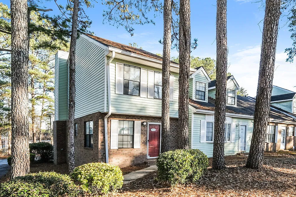 2 bed, 2.5 bath, 1184 sqft, $1,550 — Photo 4