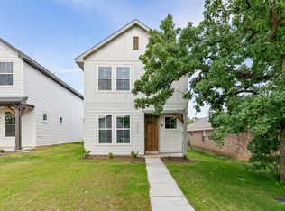 1217 Chestnut Ct, Runaway Bay, TX 76426