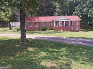 6005 Hendrix Rd, Cumming, GA 30040