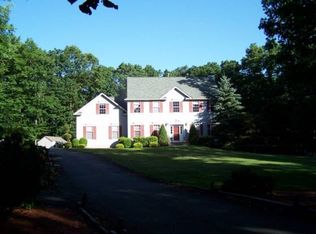 92 Skytop Rd, Newton, NJ 07860