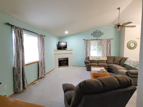 2nd image of 9206 45th Drive NE