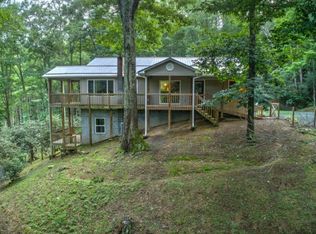 104 Simth Branch Rd, Roan Mountain, TN 37687
