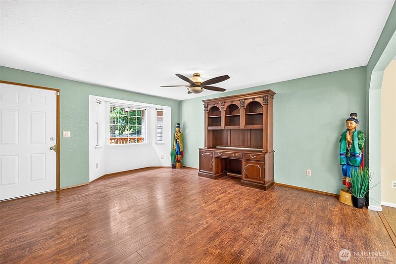 4th image of 104 Barbara Lane