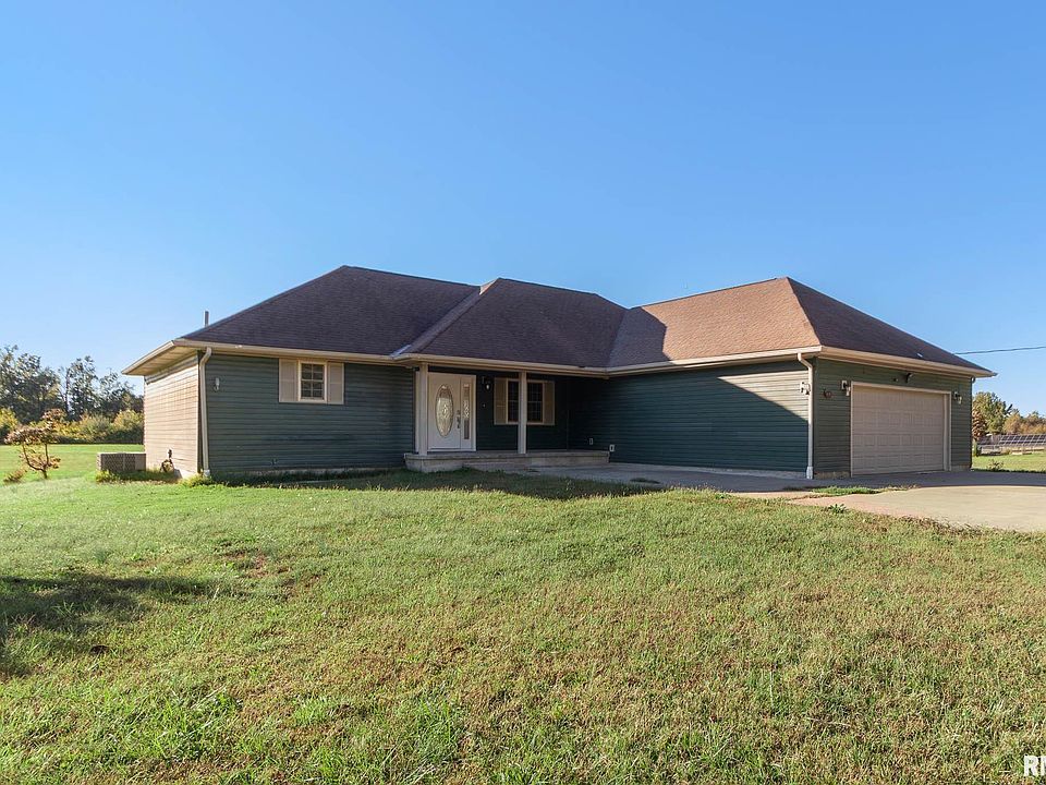 1st image of 13691 Christmas Tree Rd