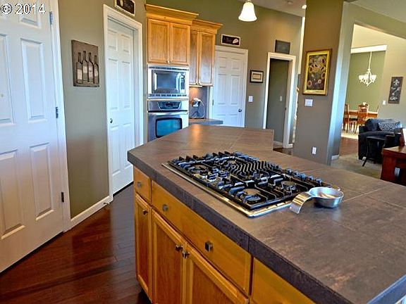 4th image of 16357 Oak Valley Dr