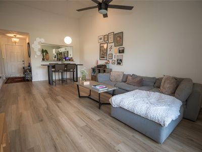 885 SW 113th Way #885, Pembroke Pines, FL, 33025