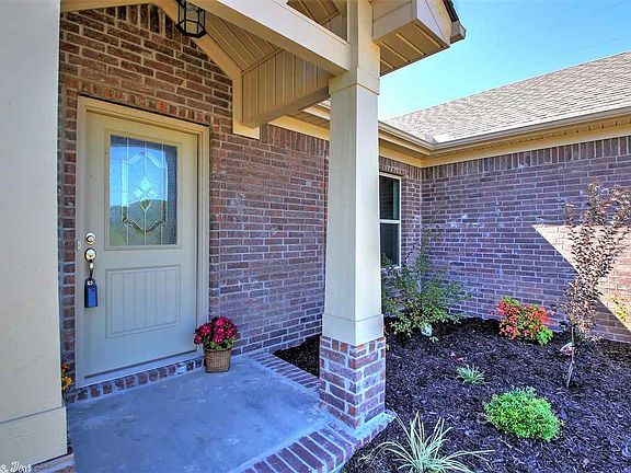 4th image of 1405 Puritan Dr