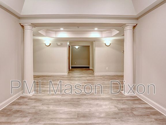 4th image of 5920 Great Star Dr Unit 204