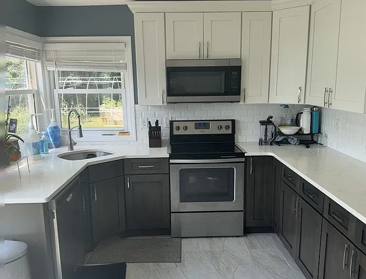 4 Patricia Ln — Photo 4