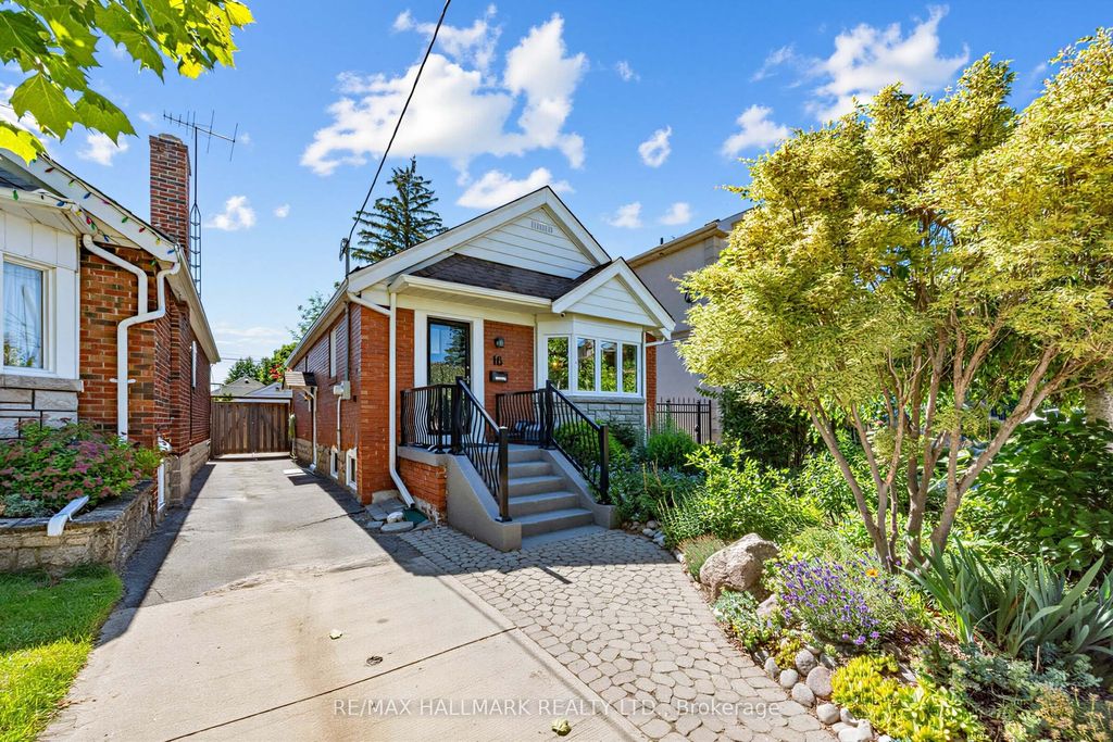 16 Crestland Ave, Toronto, ON, Toronto