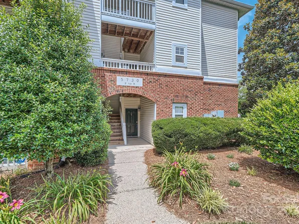 5730 Closeburn Rd APT P, Charlotte, NC 28210