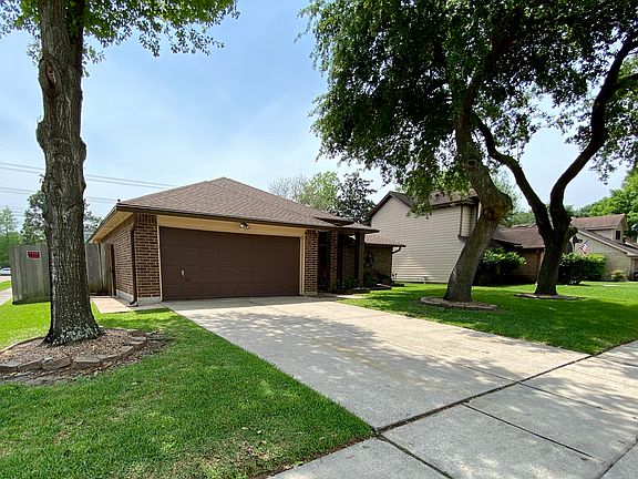 3rd image of 1314 Wexford Dr