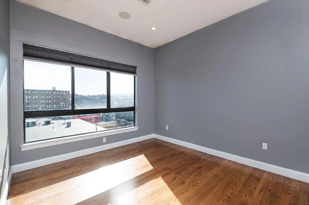 2 bed, 1031 sqft, $4,450 — Photo 1