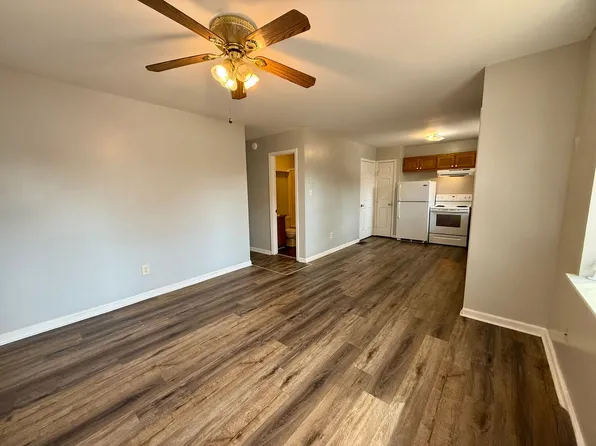 1203 @ S 7th, 1203 S 7th St APT 1, Paragould, AR 72450