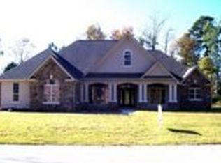 110 Carriage Court Dr, White Hall, AR 71602