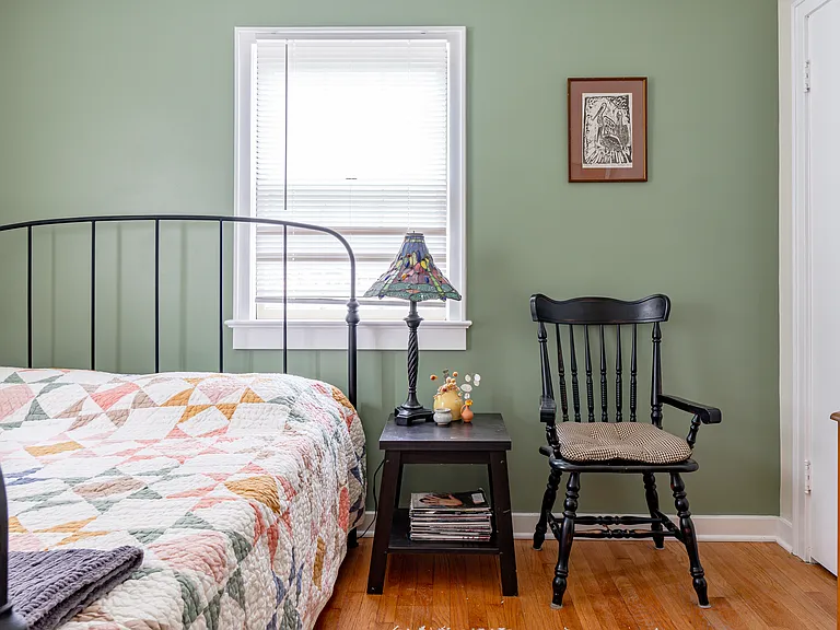 Left Bedroom Detail