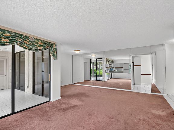 5th image of 5395 Firenze Drive #B
