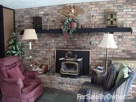 5th image of 11302 S 58th St
