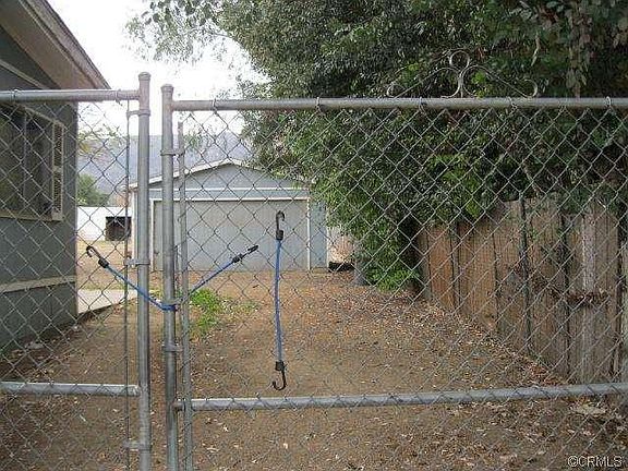 4th image of 19145 Samuel Dr