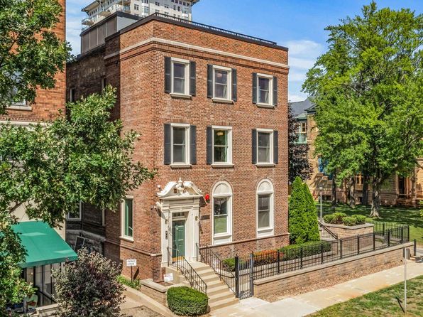 Picture of Milwaukee WI Luxury Apartments For Rent - 704 Rentals | Zillow