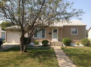 1430 5th St SW, Minot, ND 58701