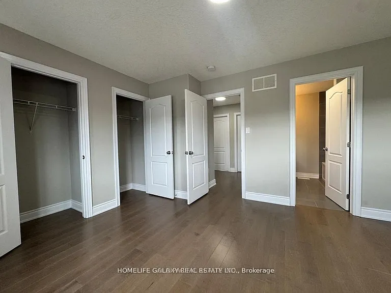 86 Nathan Cres — Photo 16