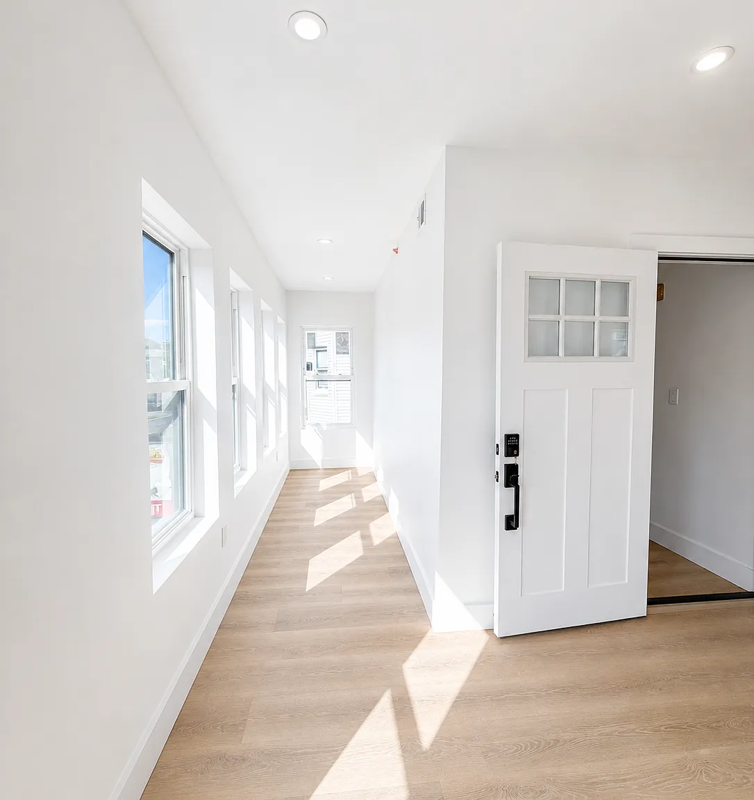 3 bed, 1400 sqft, $2,975 — Photo 1