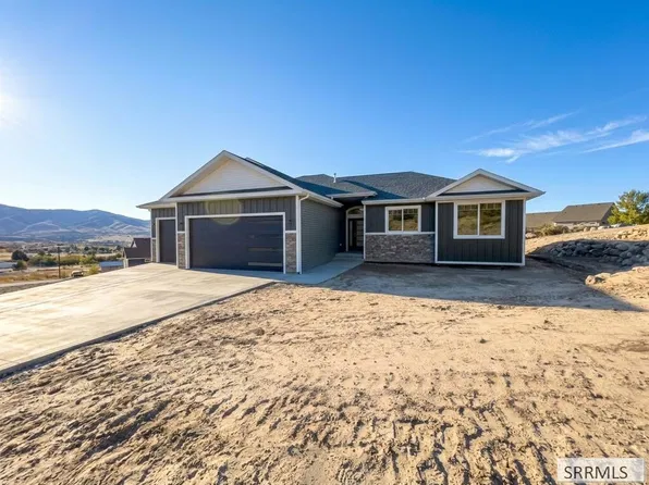 1315 Falcon Ridge Dr, Pocatello, ID 83201